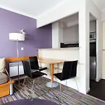 Bright Apt With Balcony At Buttes Chaumont